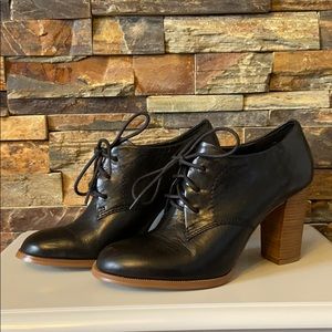 Nine West oxford heel